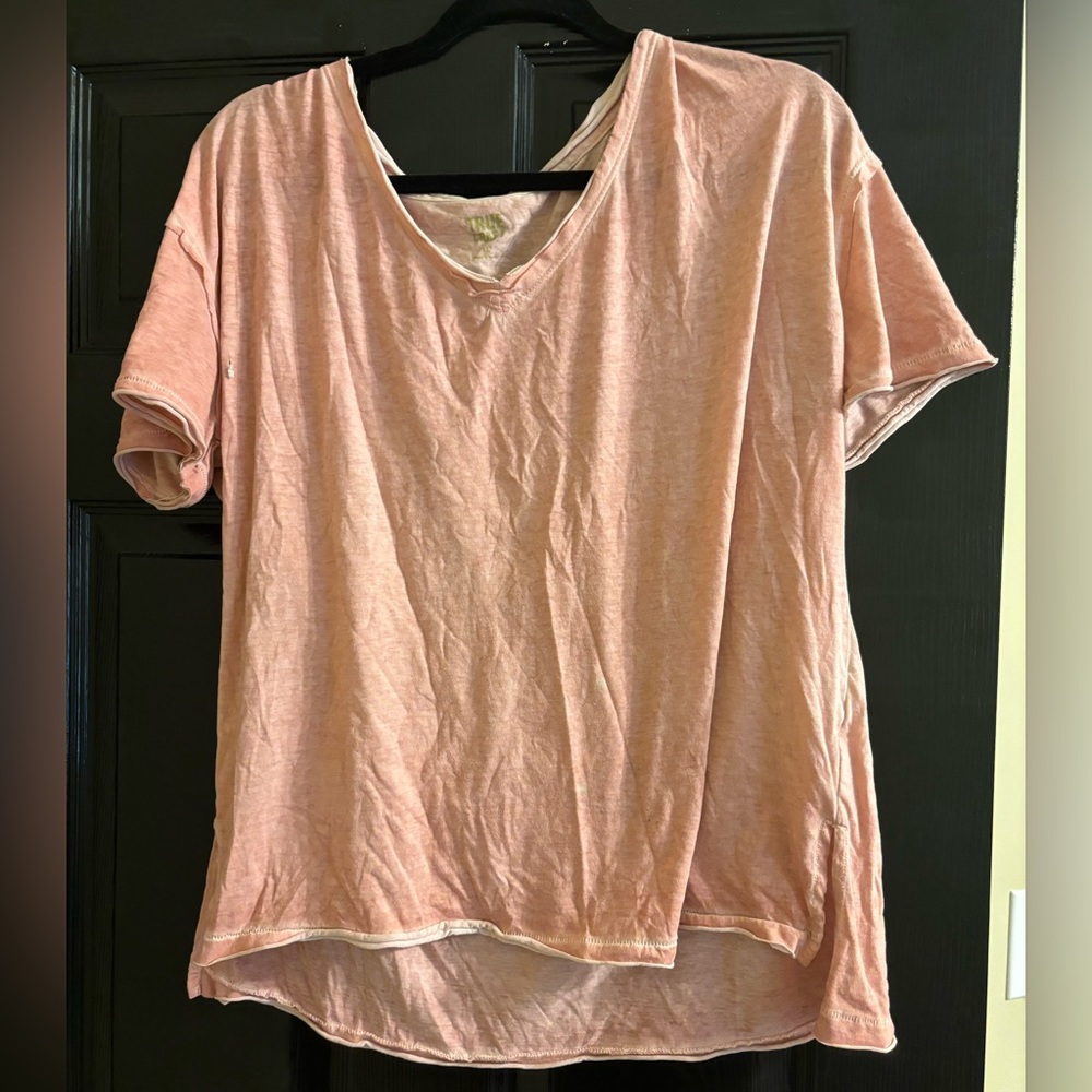 Women’s light pink top